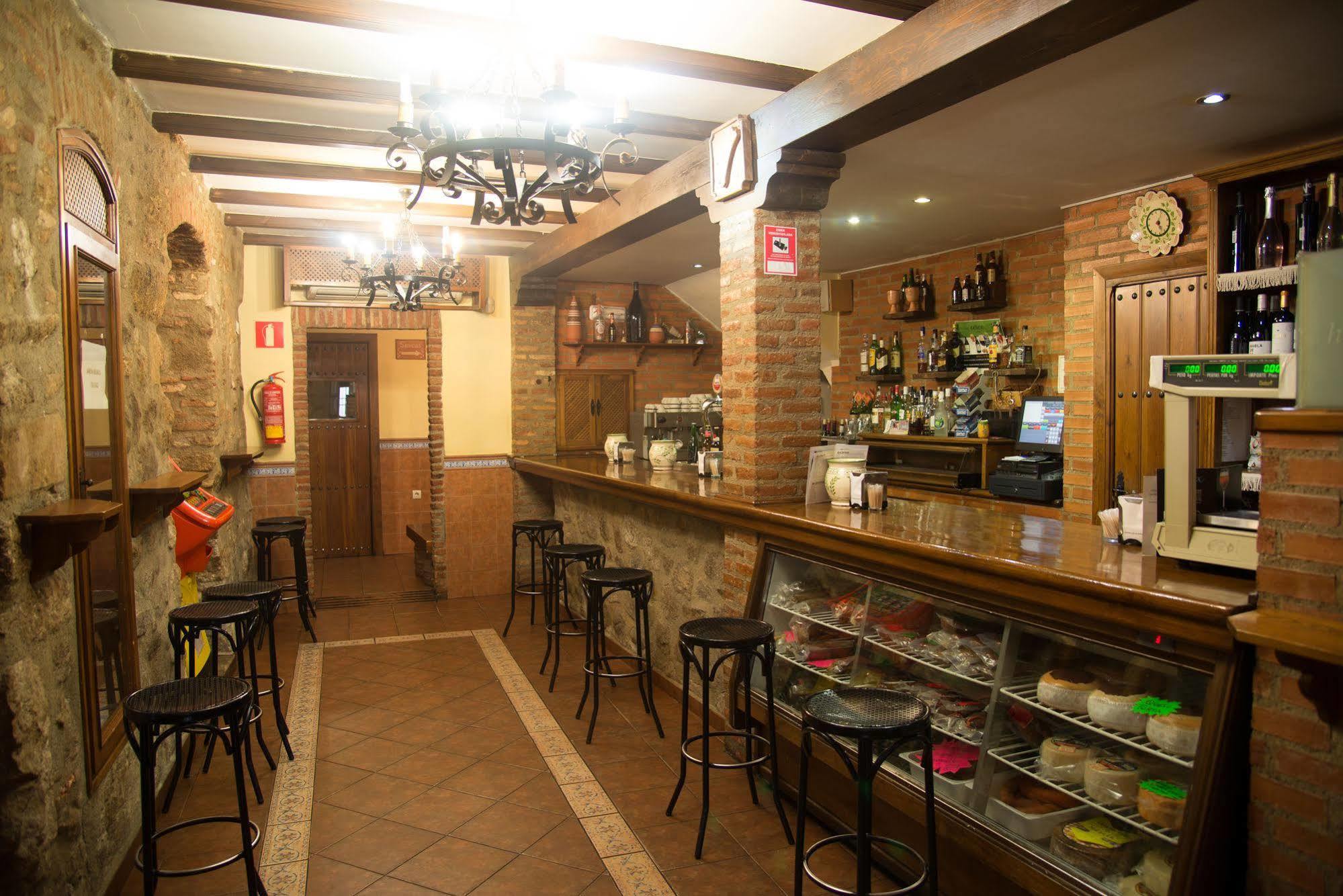Hostal Hueso 트루히요 외부 사진